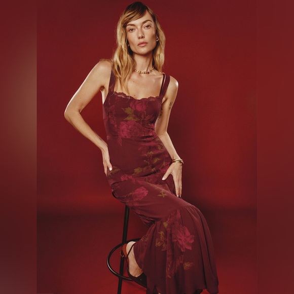 Reformation Irisa Dress In Barcelona Border, brand new, never worn, no flaws. - Picture 6 of 16